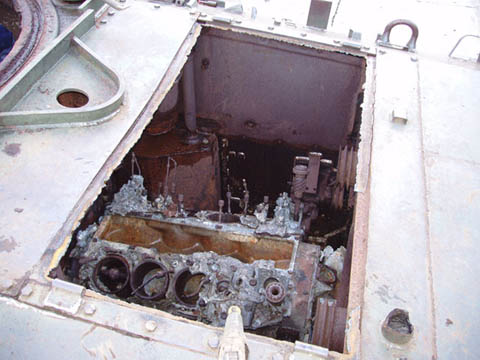 12_engine_compartment